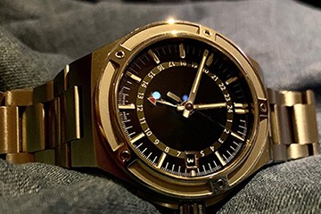 上海卡地亚手表换原装电池